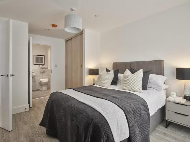 2 bedroom apartment