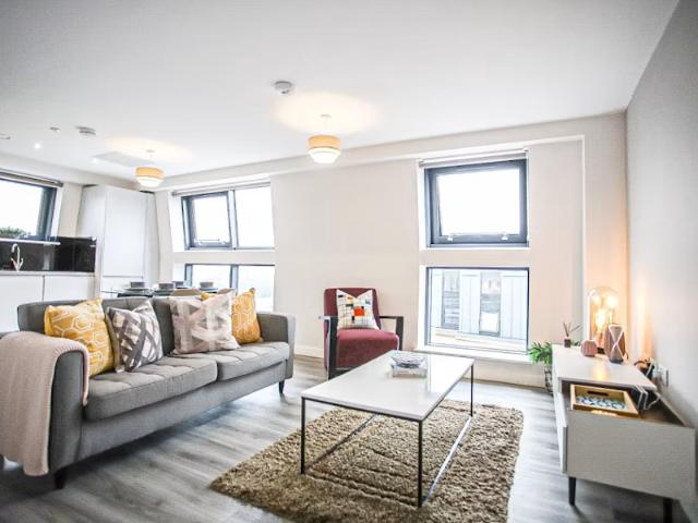 2 bedroom apartment