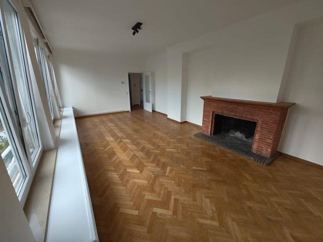 2 bedroom appartement ideally located near Georges Henri