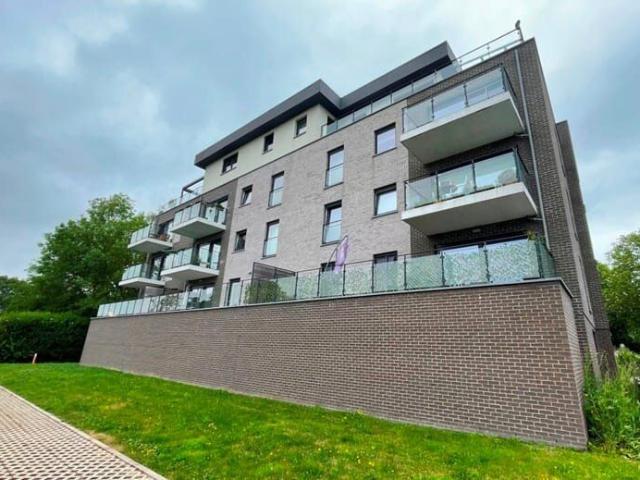 2 bedroom appartment with balcony and parking space