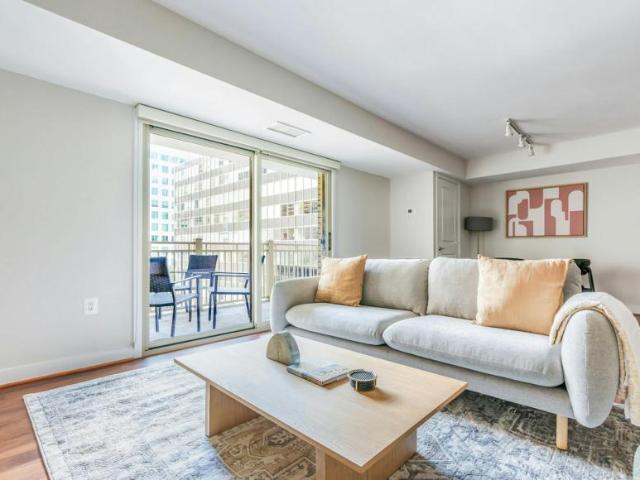 2 bedroom, Arlington Arlington 22203 105270472