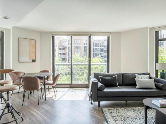 2 bedroom, Arlington Arlington 22201 LS105507405