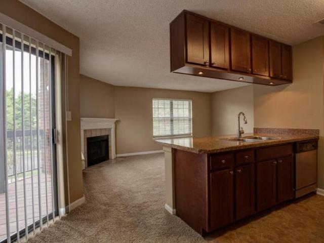 2 bedroom, Arlington Heights IL 60004 105007480