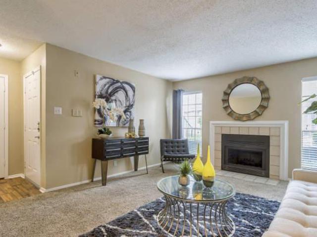 2 bedroom, Arlington TX 76006 105852284