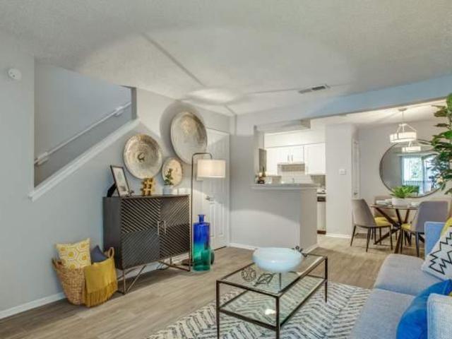 2 bedroom, Arlington TX 76006 105853810