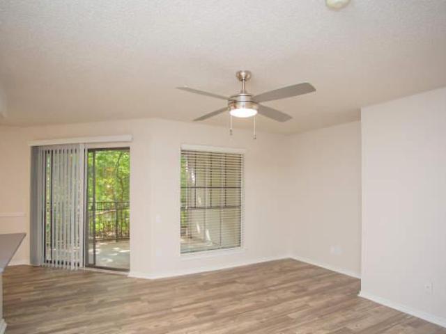 2 bedroom, Arlington TX 76006 105855549