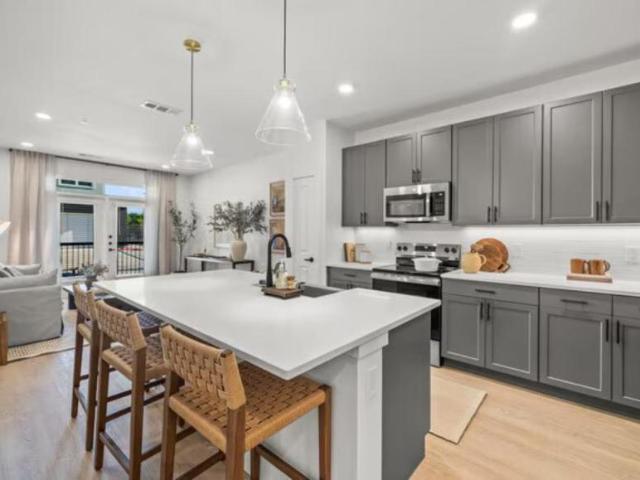 2 bedroom, Arlington TX 76002 LS105375212