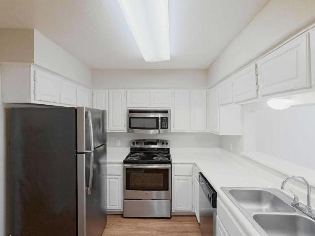2 bedroom, Arlington TX 76014 104198239