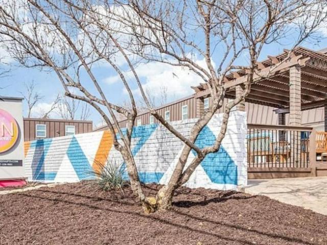 2 bedroom, Arlington TX 76010 105843990