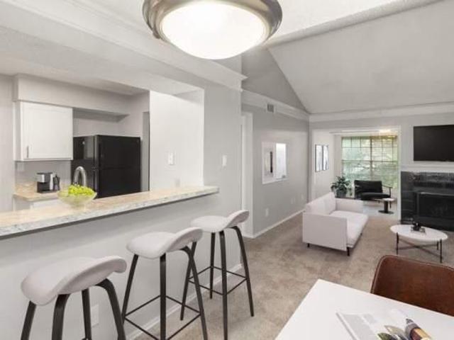 2 bedroom, Arlington TX 76011 105851412