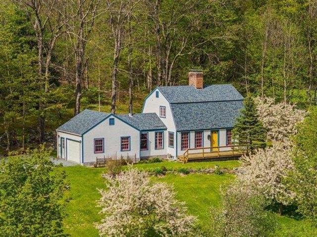 2 bedroom, Arlington VT 05250 104541428