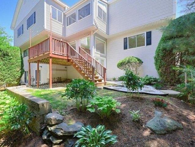 2 bedroom, Ashland MA 01721 105474284