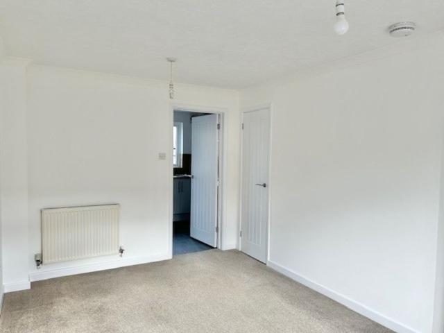 2 bedroom Attractive Two Bedroom House to rent