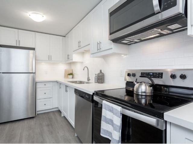 2 Bedroom at 75 Carling Street