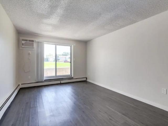 2 Bedroom at Columbian Apartments