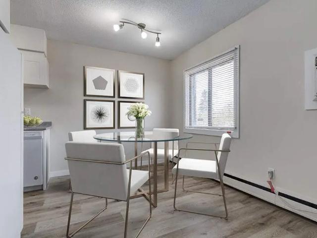 2 Bedroom at Geneva Apartments