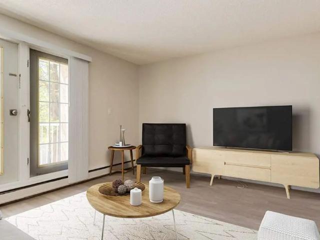 2 Bedroom at Mirror Lake Apartments