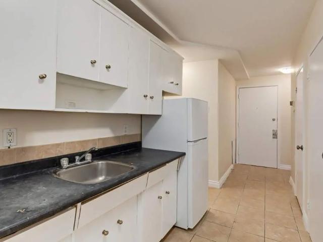 2 Bedroom at Rosewood Manor