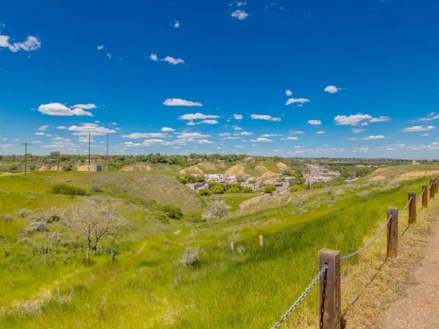 2 Bedroom at Valleyview Apartments