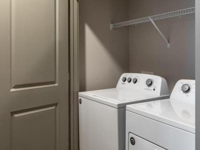 2 bedroom, Athens GA 30606 LS104451375