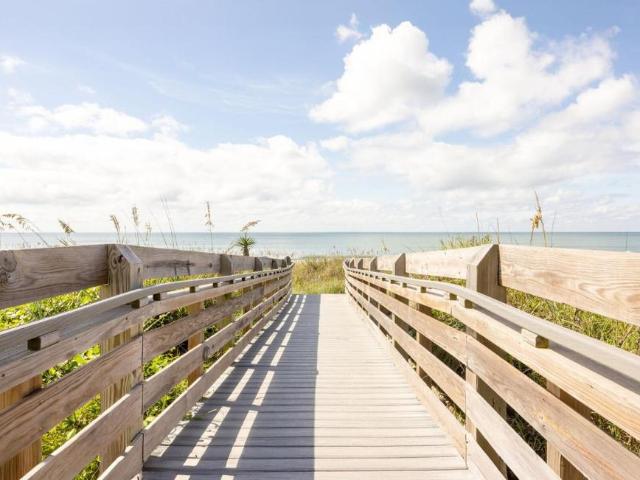 2 bedroom, Atlantic Beach NC 28512 103408739
