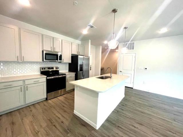 2 bedroom, Aubrey TX 76227 103030372