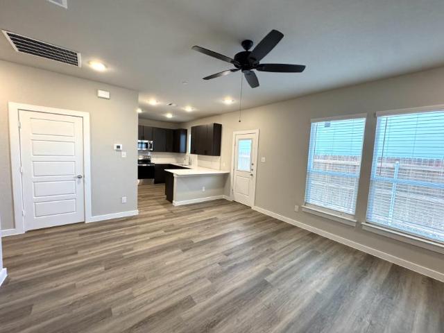 2 bedroom, Aubrey TX 76227 104964442