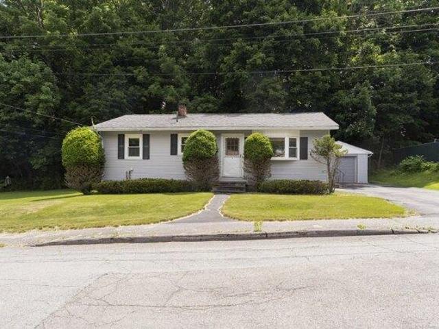 2 bedroom, Augusta ME 04330 105767451