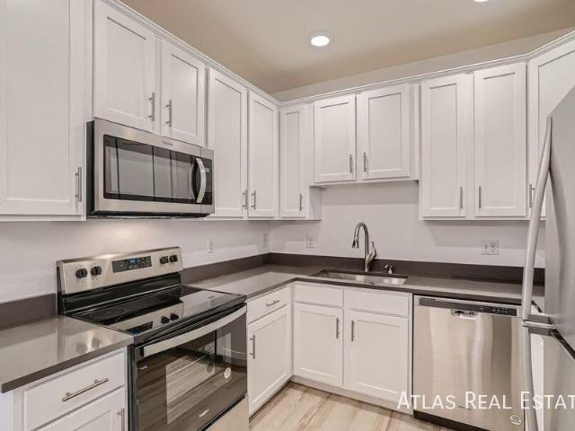 2 bedroom, Aurora CO 80017 104820949