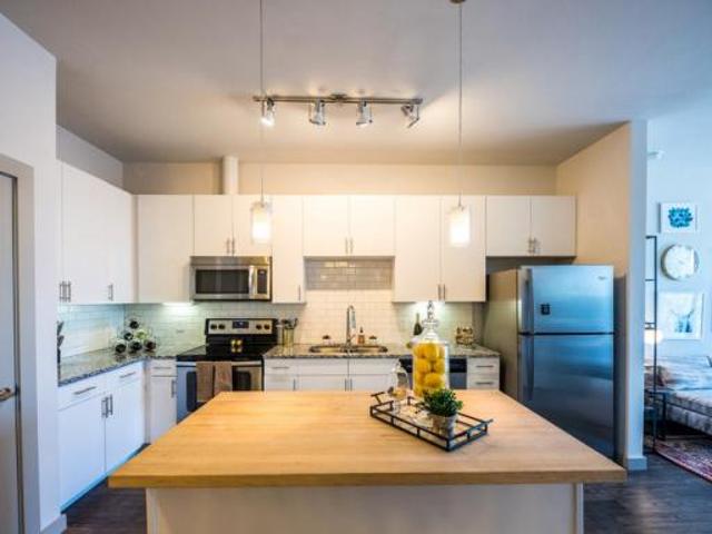 2 bedroom, Austin TX 78702 77113801