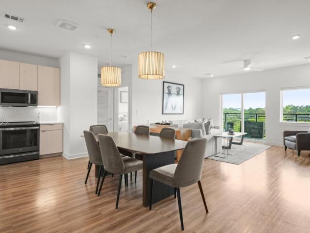 2 bedroom, Austin TX 78745 LS104836292