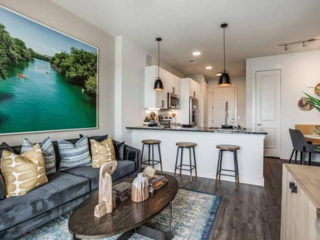2 bedroom, Austin TX 78752 92194076