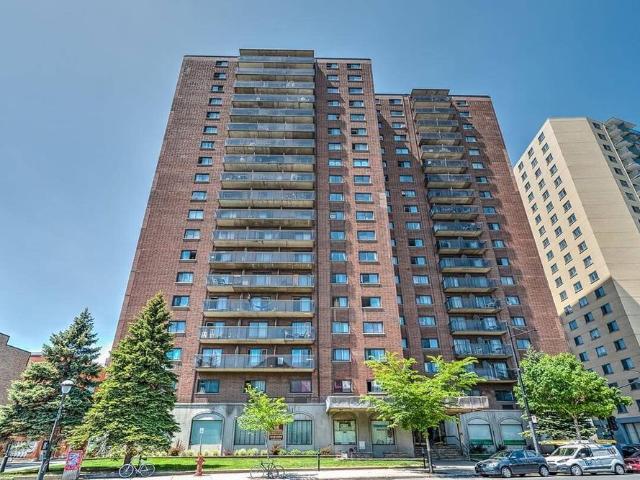 2 Bedroom Available At 65 East Sherbrooke Street, Montreal 65 East Sherbrooke Street, Montréal
