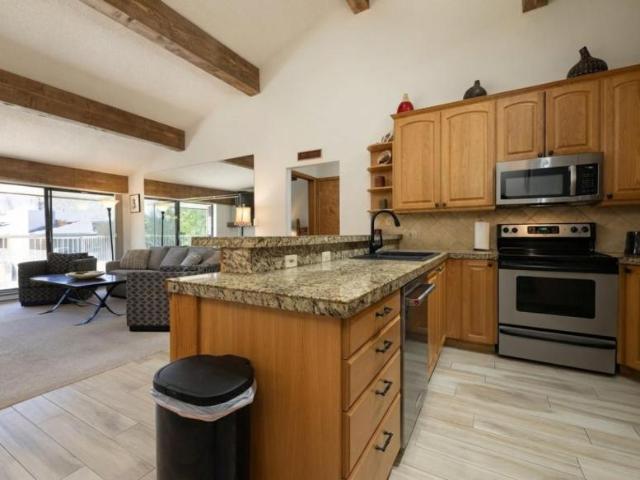 2 bedroom, Avon CO 81620 LS105781127