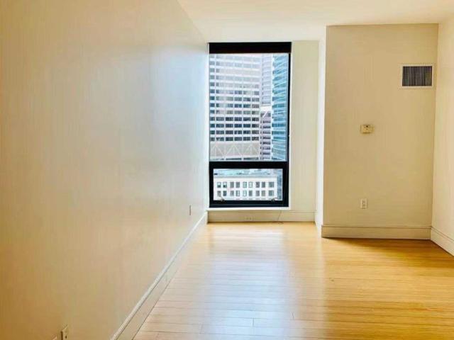 2 bedroom, Boston MA 02108 LS98396309