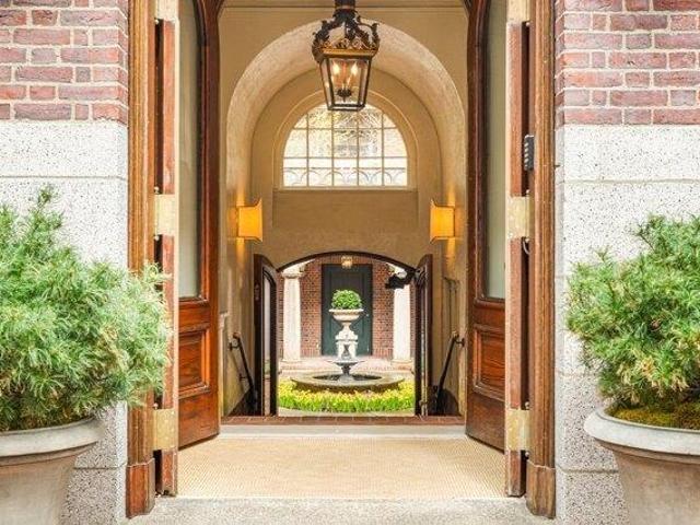 2 bedroom, Boston MA 02108 105549891