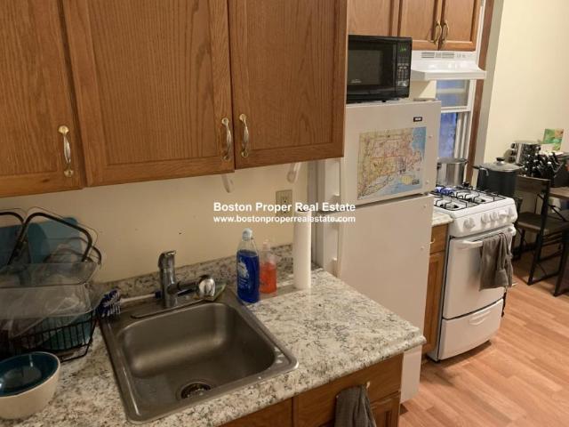 2 bedroom, Boston MA 02114 99278060