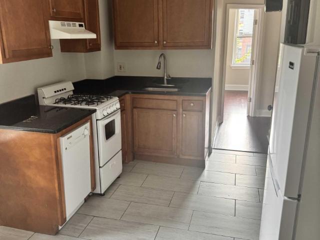 2 bedroom, Boston MA 02114 99370462