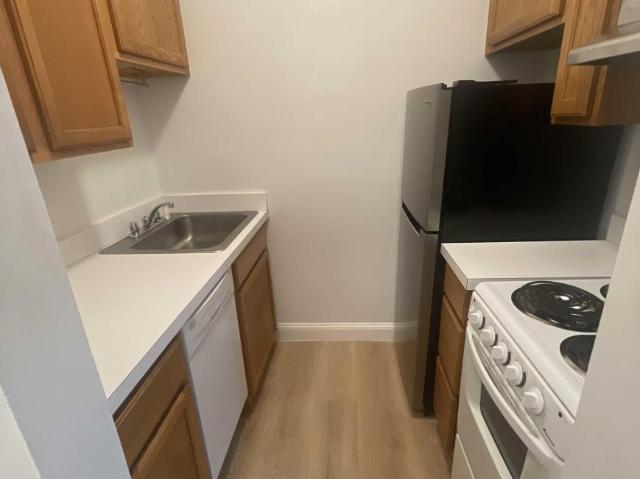 2 bedroom, Boston MA 02115 99413901