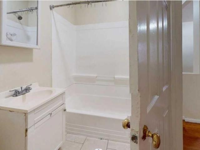 2 bedroom, Boston MA 02119 LS98397694