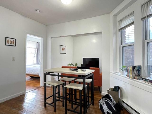 2 bedroom, Boston MA 02113 98395578