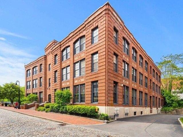 2 bedroom, Boston MA 02124 105578650