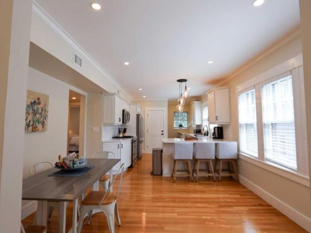 2 bedroom, Boston MA 02125 LS98396602
