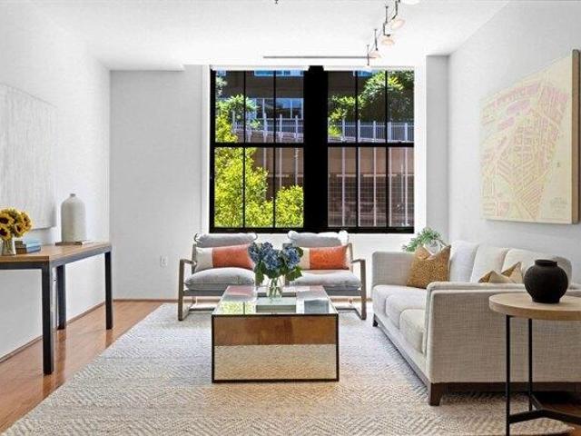 2 bedroom, Boston MA 02127 105403916