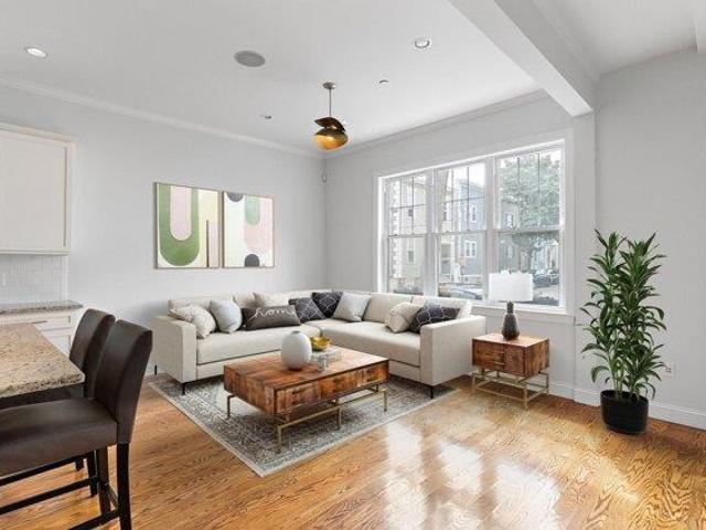 2 bedroom, Boston MA 02128 105553076