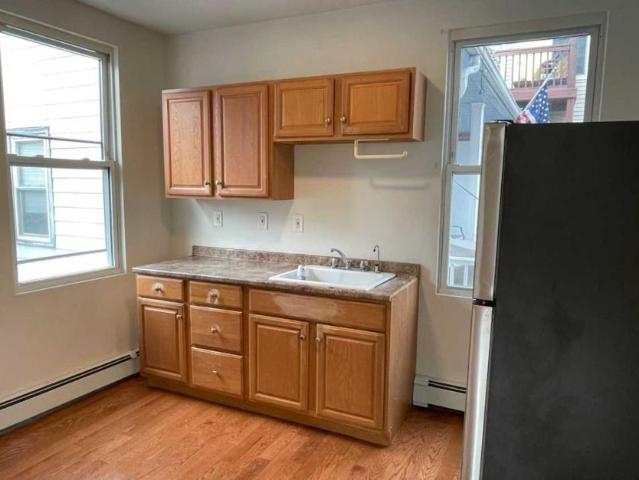 2 bedroom, Boston MA 02128 98397637