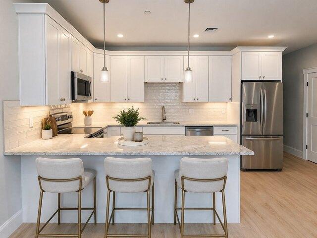 2 bedroom, Boston MA 02122 105494324