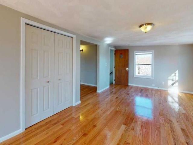 2 bedroom, Boston MA 02135 98397689