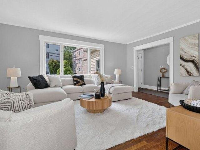 2 bedroom, Boston MA 02130 105418525