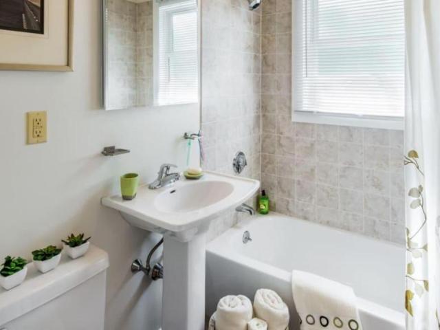 2 bedroom, Boston MA 02131 LS95496409